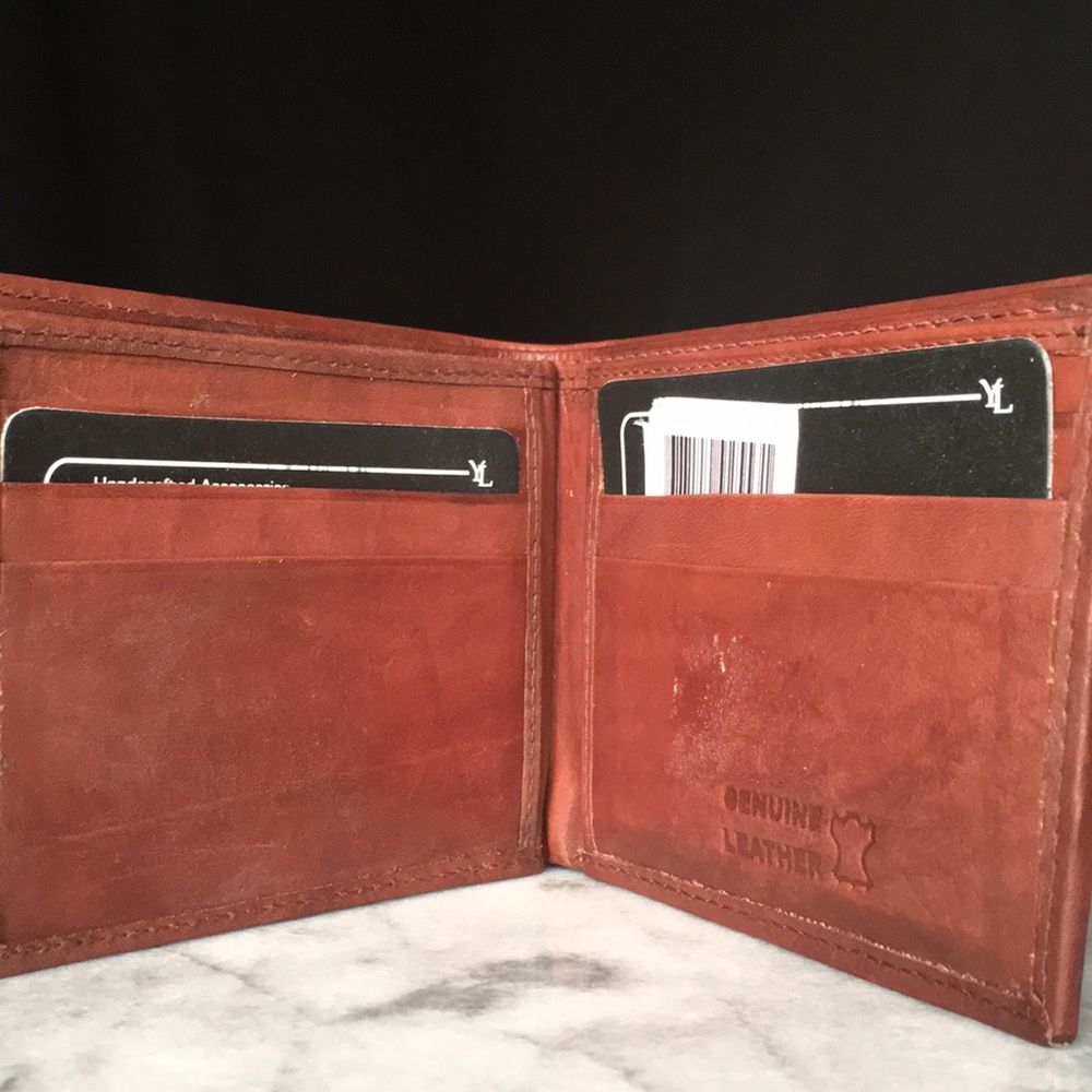 New* Saddle Brown Leather Wallet - Picture 8 of 16